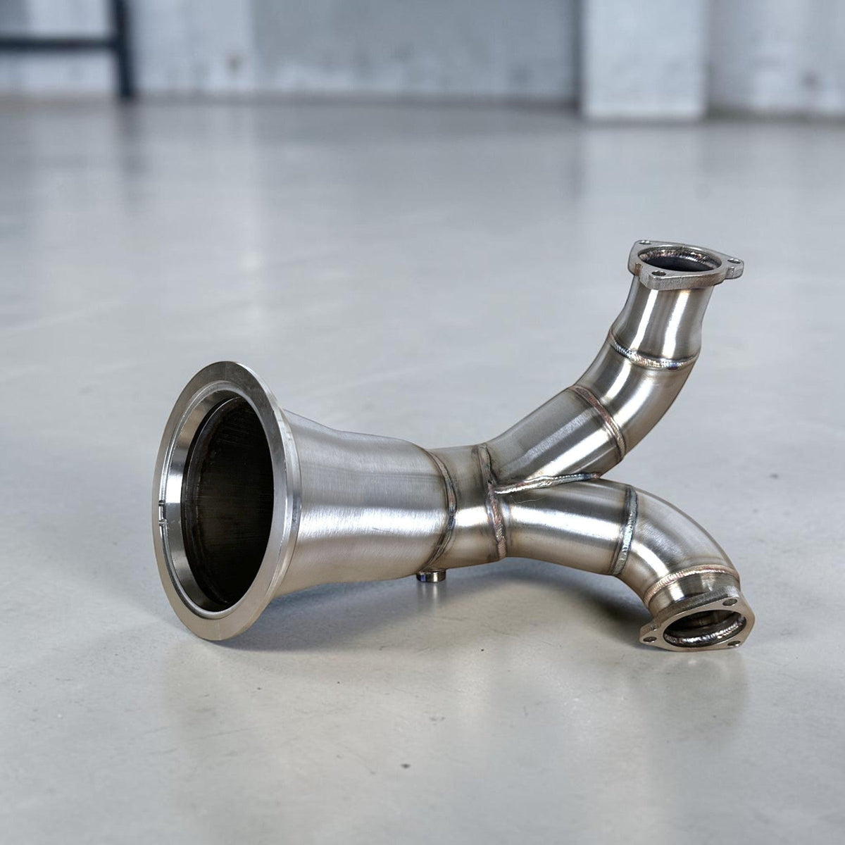 Palenon racing downpipe for Audi S4 and S5 B9 3.0T